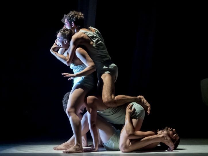 Pieza de danza Nik Eu 2.0 de iXa