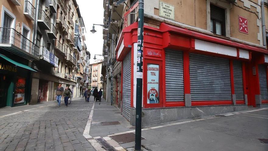 El comercio de Iruña mira a Baiona