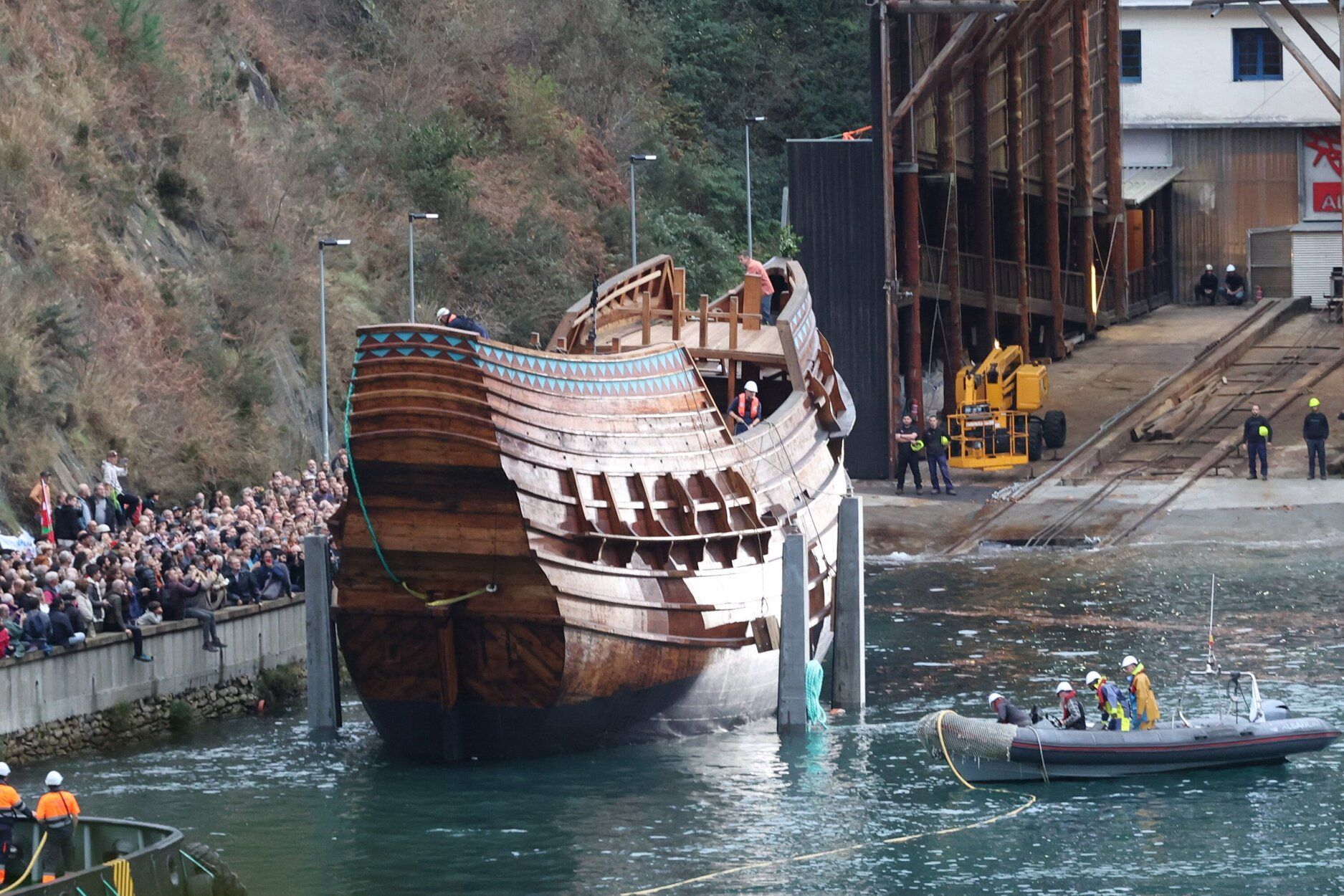Espectacular botadura de la nao San Juan