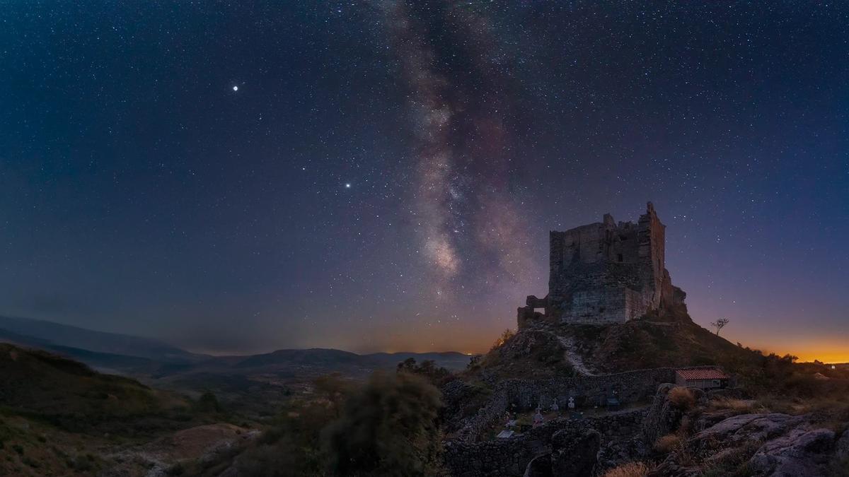 Castillo Trevejo en la cacereña Sierra Gata.
