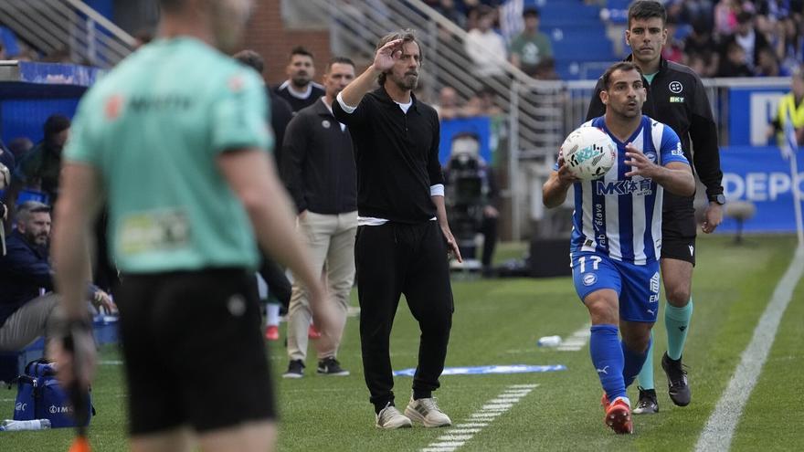Sánchez Flores: "El derbi es un partido igual de importante que el anterior"