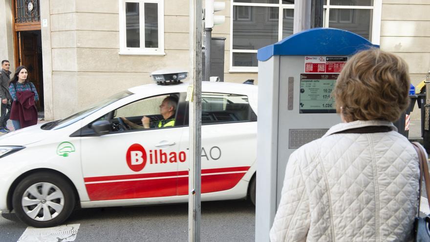 Bilbao revisa la ordenanza de aparcamiento
