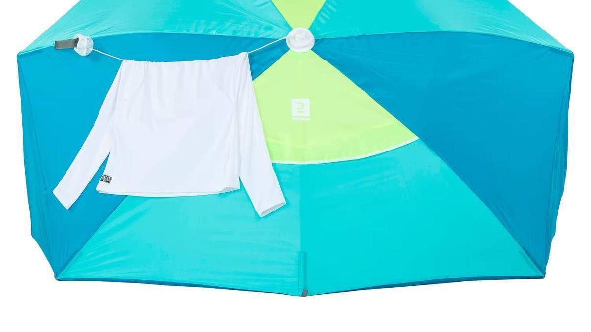 La sombrilla refugio IWIKO 180 de Decathlon