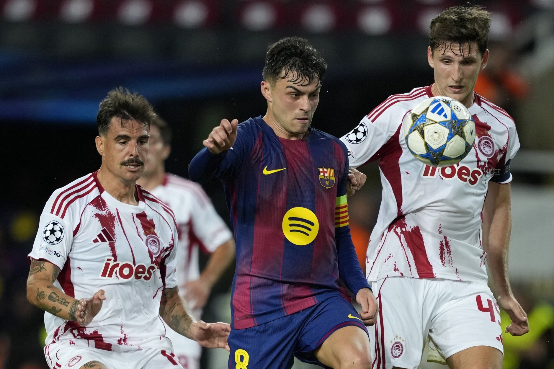 Imágenes del partido del Barcelona vs Olympiacos