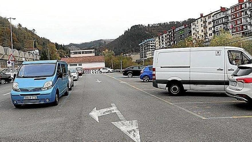 Elgoibar gana 25 plazas para aparcar en el Guass