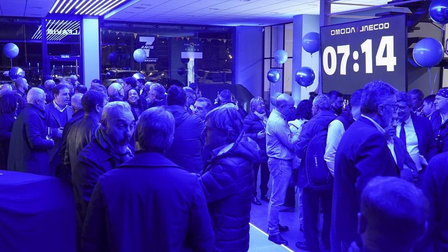 Fotogalería presentación en Alfavisa del Omoda 5 SHS-H  híbrido y del Jaecoo 5 EV eléctric