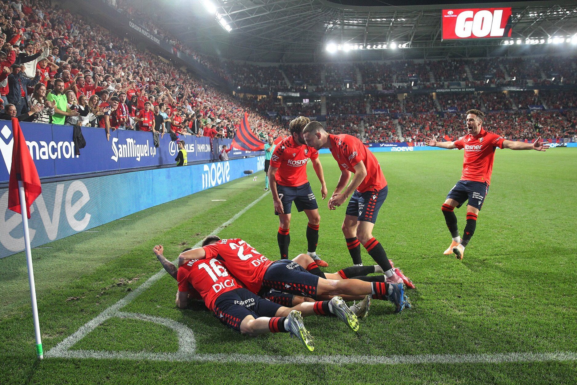 Fotos del Osasuna-Getafe en El Sadar