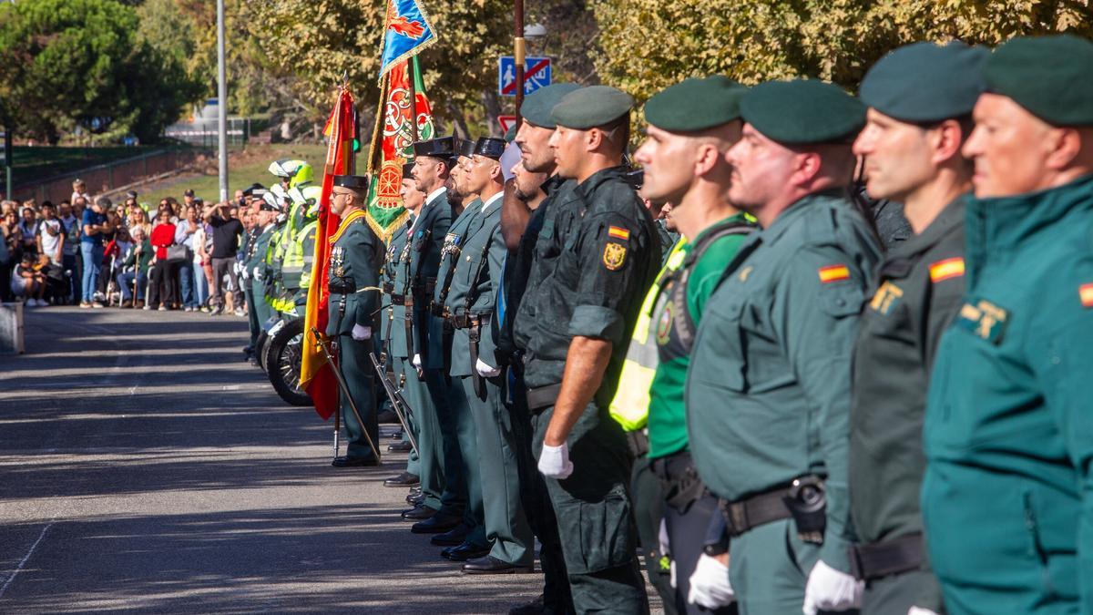 Desfile de la Guardia Civil en Pamplona.