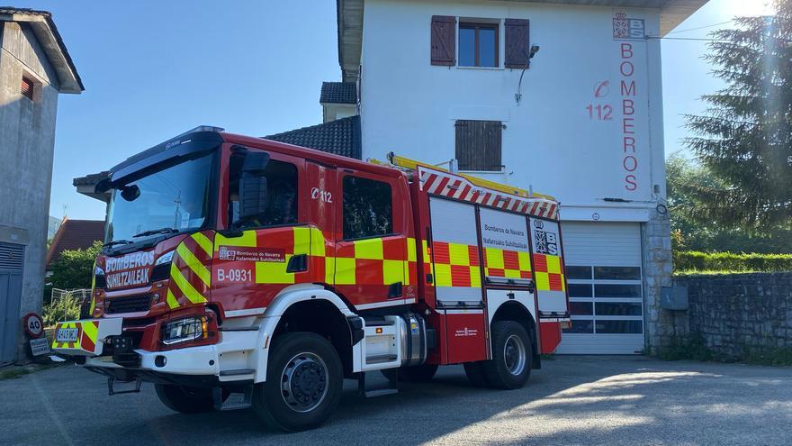 El Servicio de Bomberos incorpora un camión para Burguete y siete nuevas camionetas para otros parques