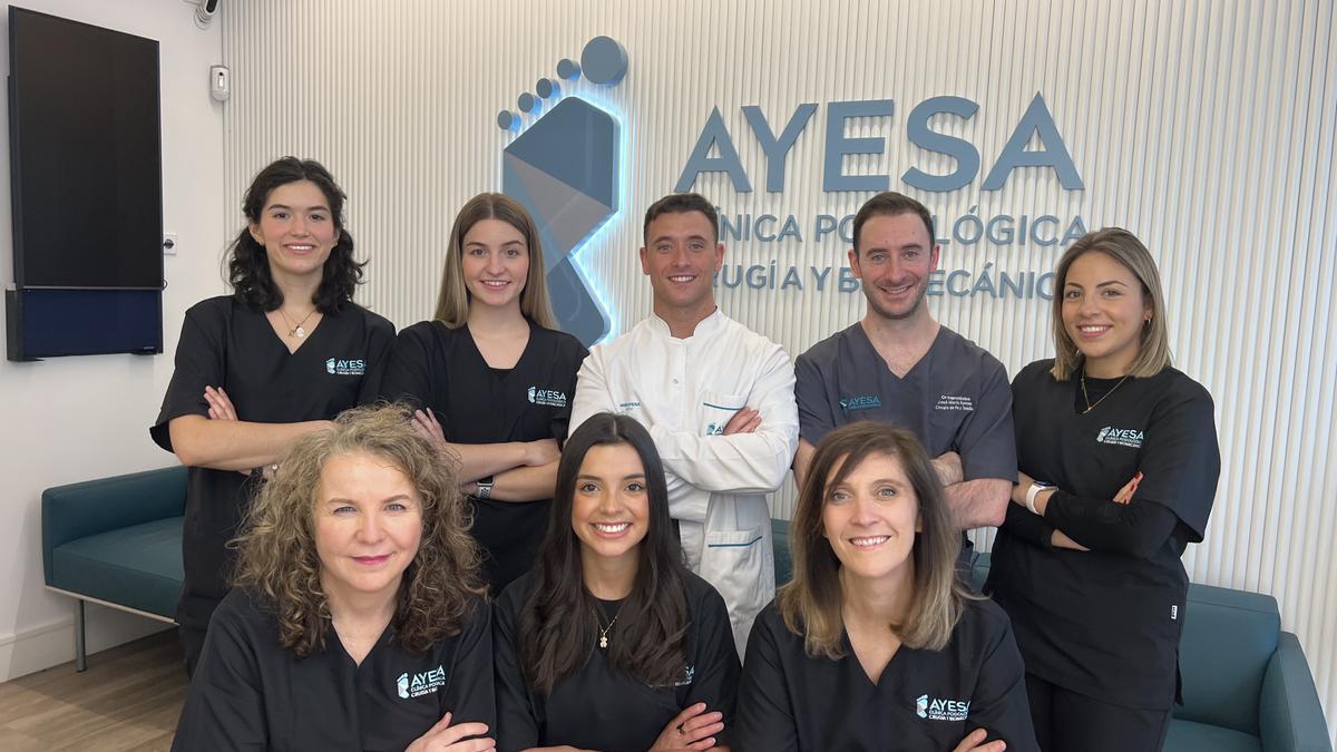 Equipo de Clínica Podológica Ayesa, con el Dr. Javier Ayesa al frente.
