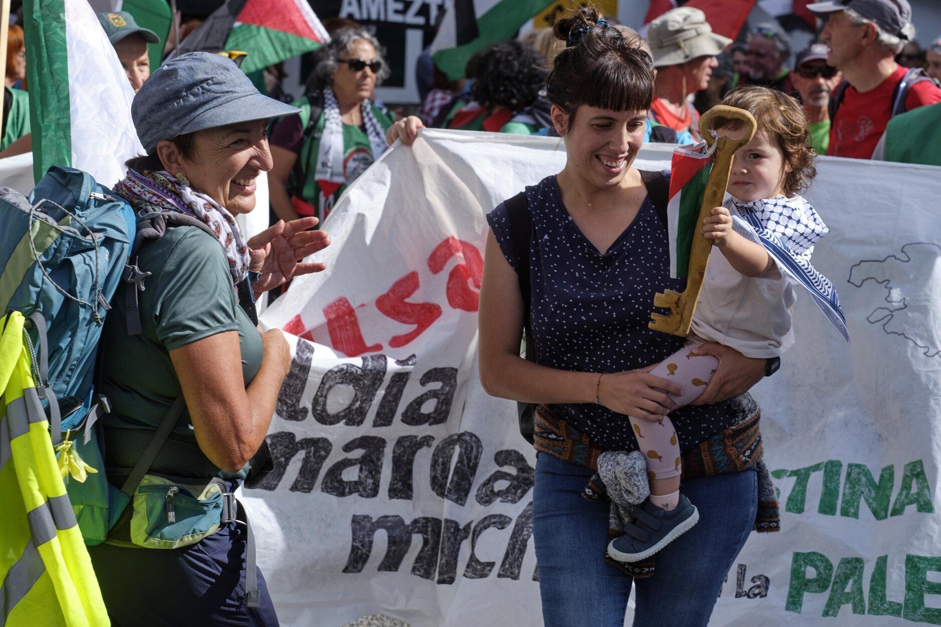 Fotos de la séptima etapa de la marcha propalestina por Navarra, desde Eltzaburu hasta Doneztebe