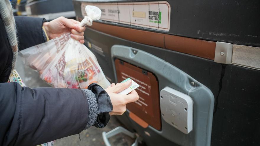 Vitoria cobrará de nuevo en 2026 la tasa de basura, junto al IBI