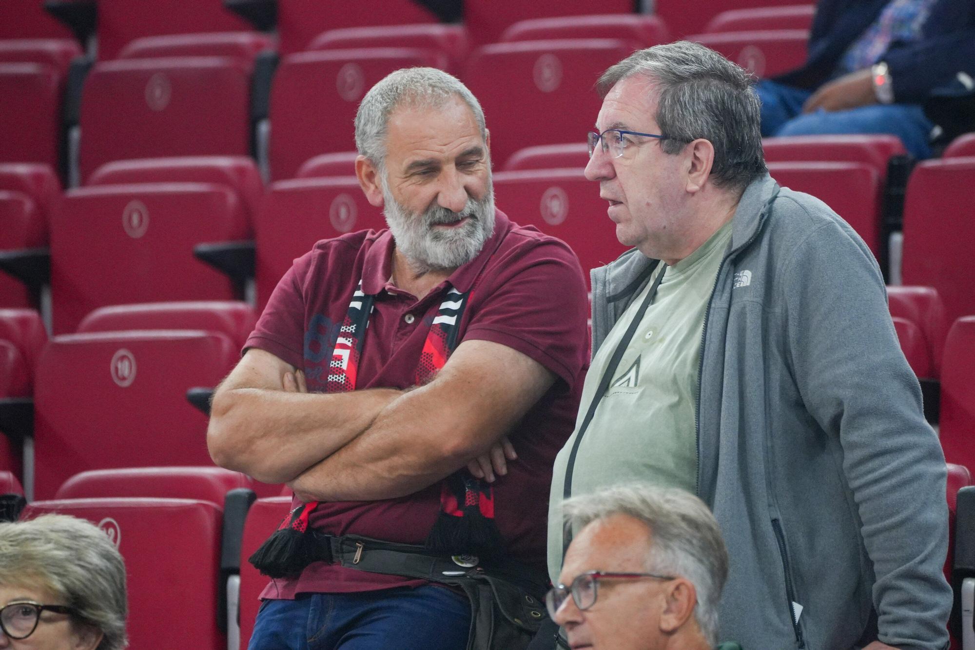 En imágenes: Ambientazo en el Baskonia-Partizan (¡Búscate en las fotos!)