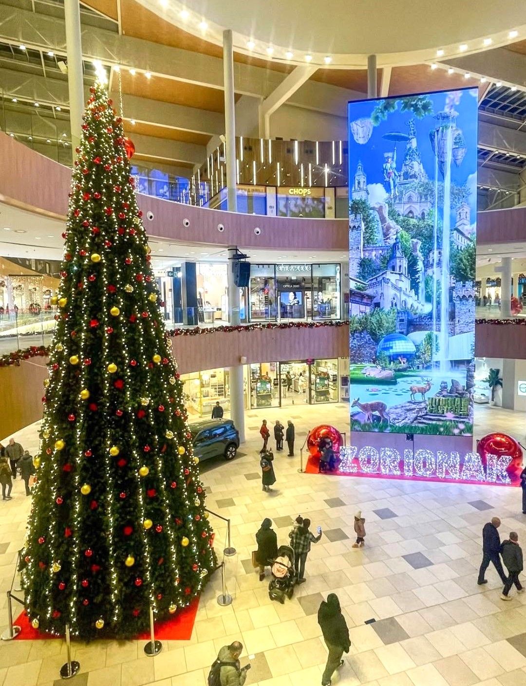 El Boulevard se ha sumergido de lleno en la Navidad