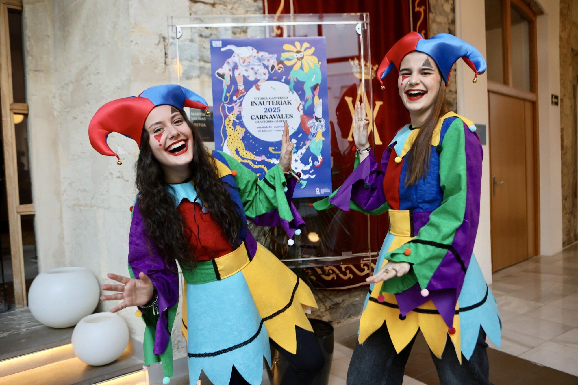 En imágenes: Presentación de Carnaval de las comparsas en el Palacio Villa Suso