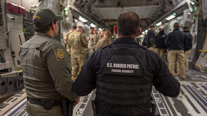 Trump promete pagar más de 2.500 dólares a cada indocumentado que se "autodeporte" antes de final de año