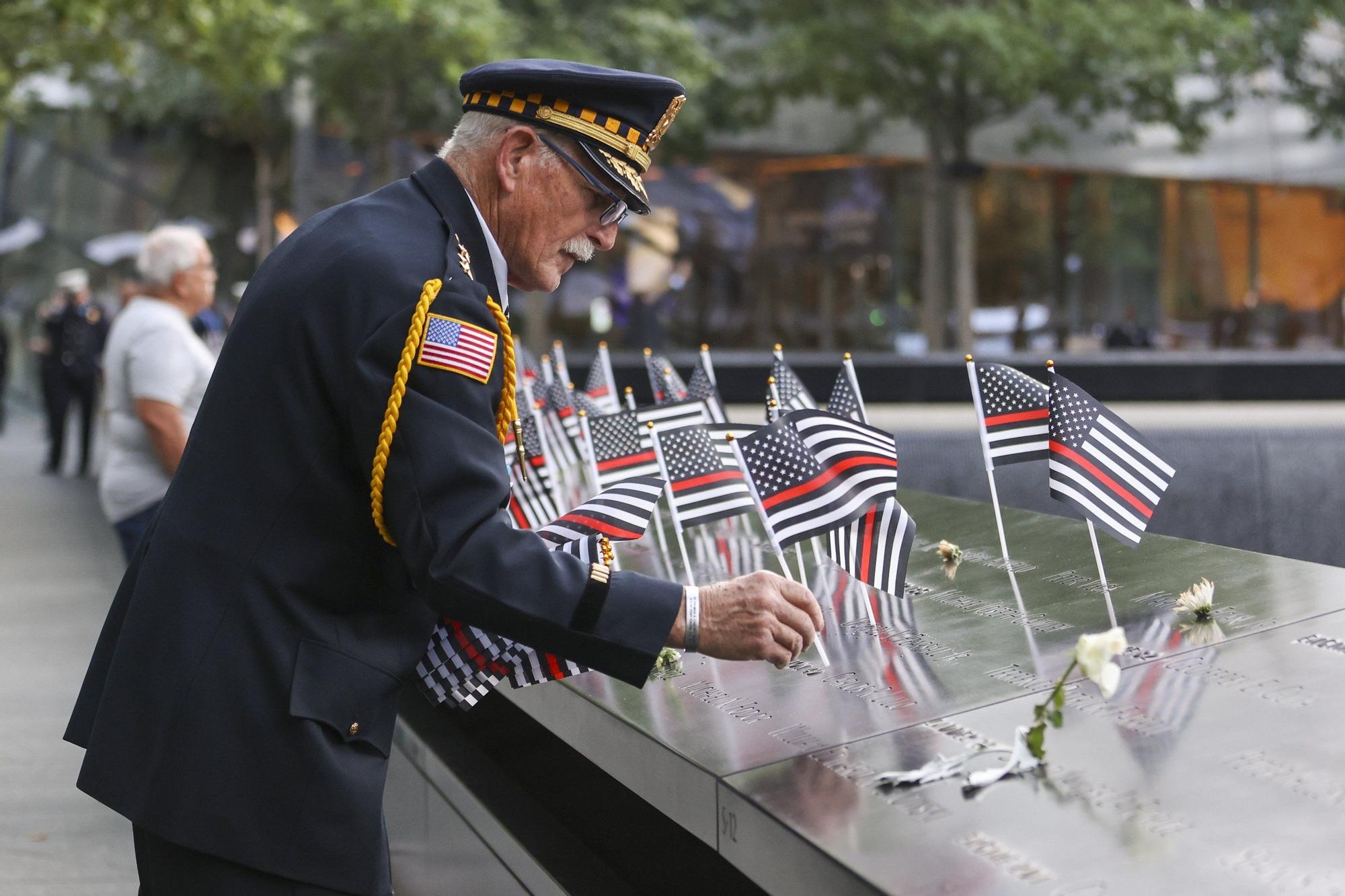 Imágenes del homenaje a las víctimas por el 24º aniversario del 11s