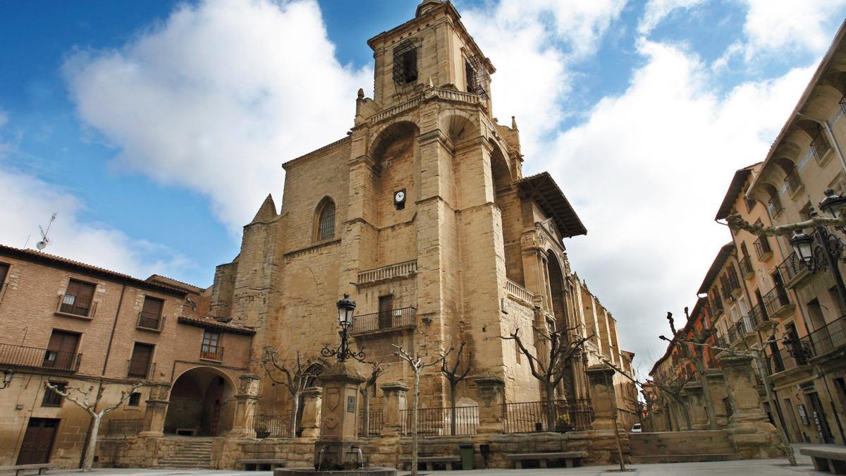 Plaza de los Fueros de Viana.