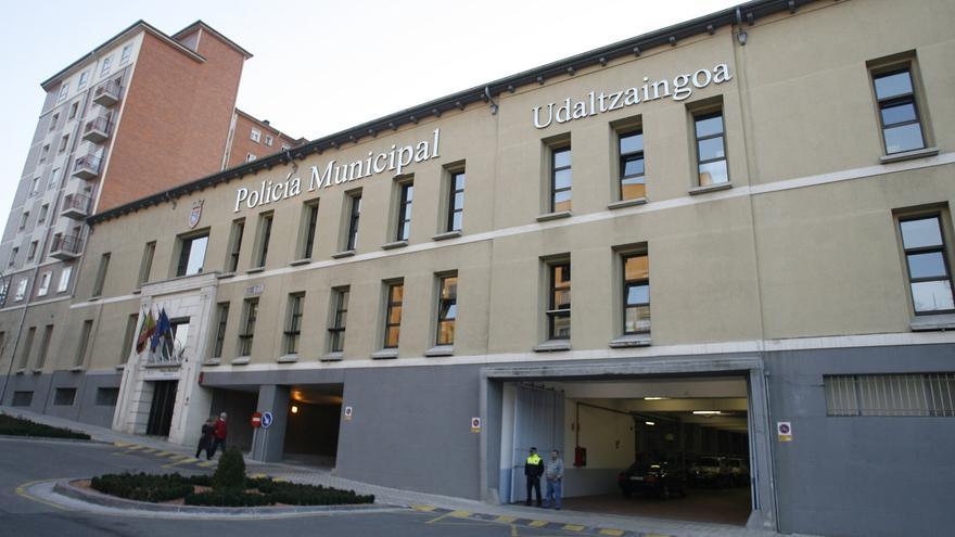 Detenidas una madre y su hija menor por agredir a unos policías municipales en Pamplona