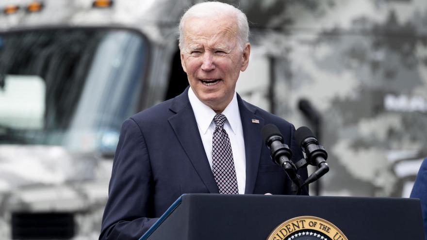 Biden insiste que EEUU &quot;no mandará a un solo soldado a Ucrania&quot;