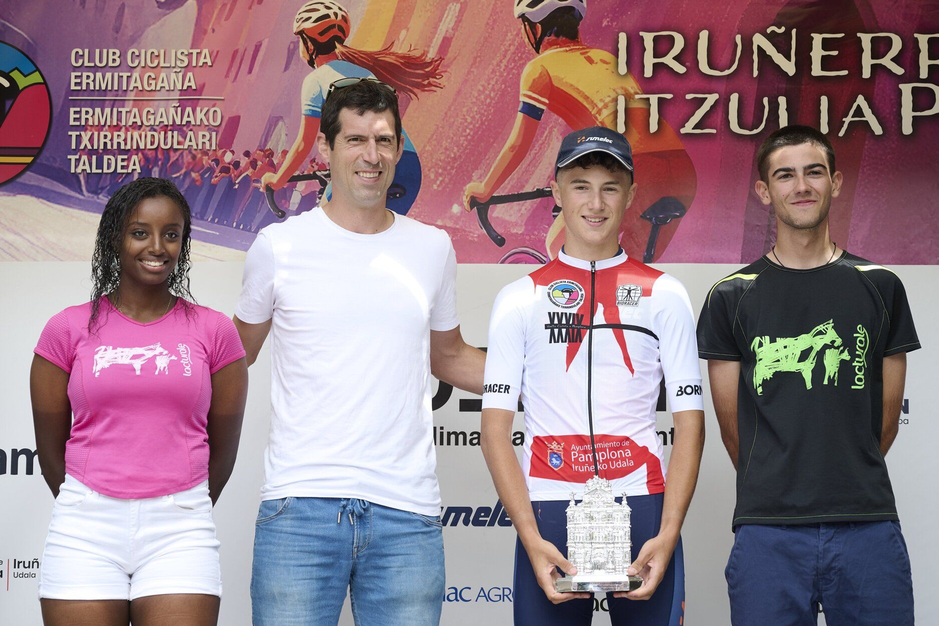 Fotos del final de la Vuelta a Pamplona
