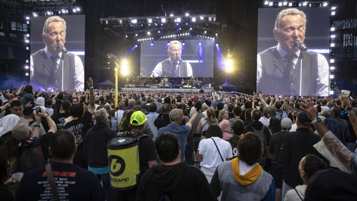 El músico estadounidense Bruce Springsteen durante un concierto