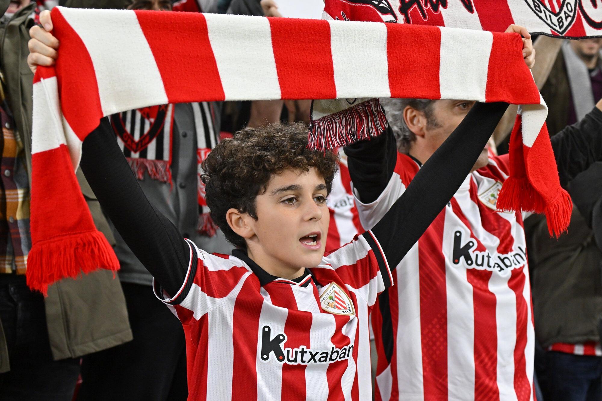 En imágenes: ¿Has estado en San Mamés viendo el Athletic-Real Oviedo? Búscate en nuestra galería de fotos