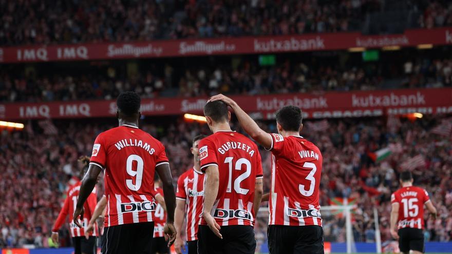 El Athletic acelera, gana al Alavés y duerme en Champions