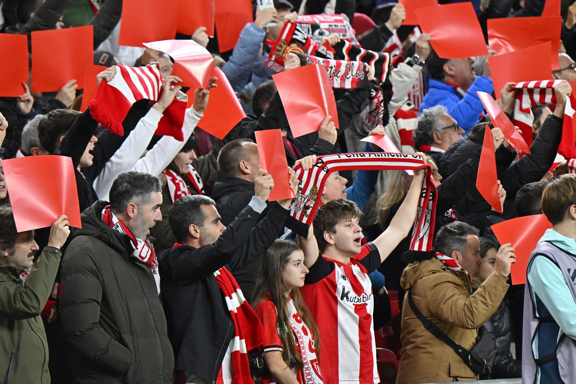 En imágenes: ¿Has estado en San Mamés viendo el Athletic-Real Oviedo? Búscate en nuestra galería de fotos