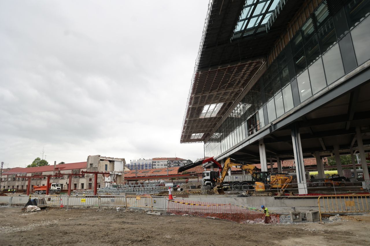 La nueva estación de tren de Irun toma forma
