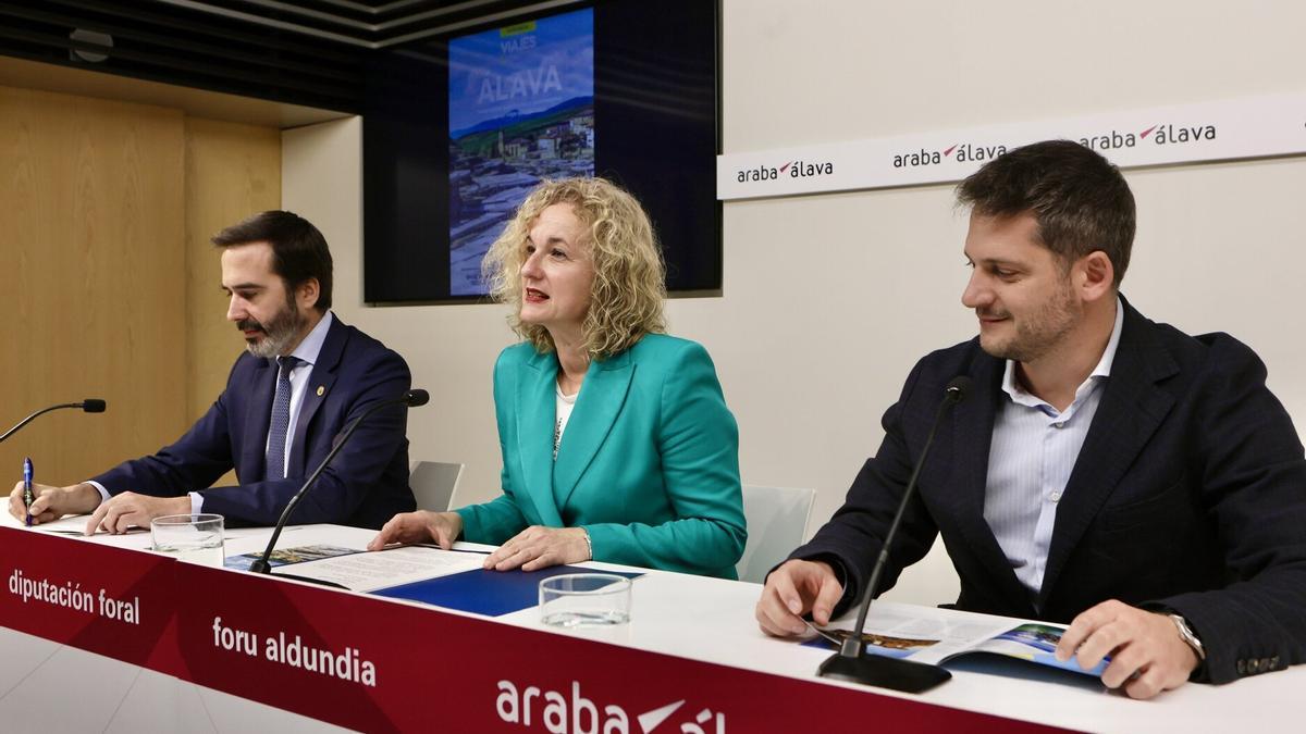 Presentación de la guía turística de Álava publicada por Viajes National Geographic