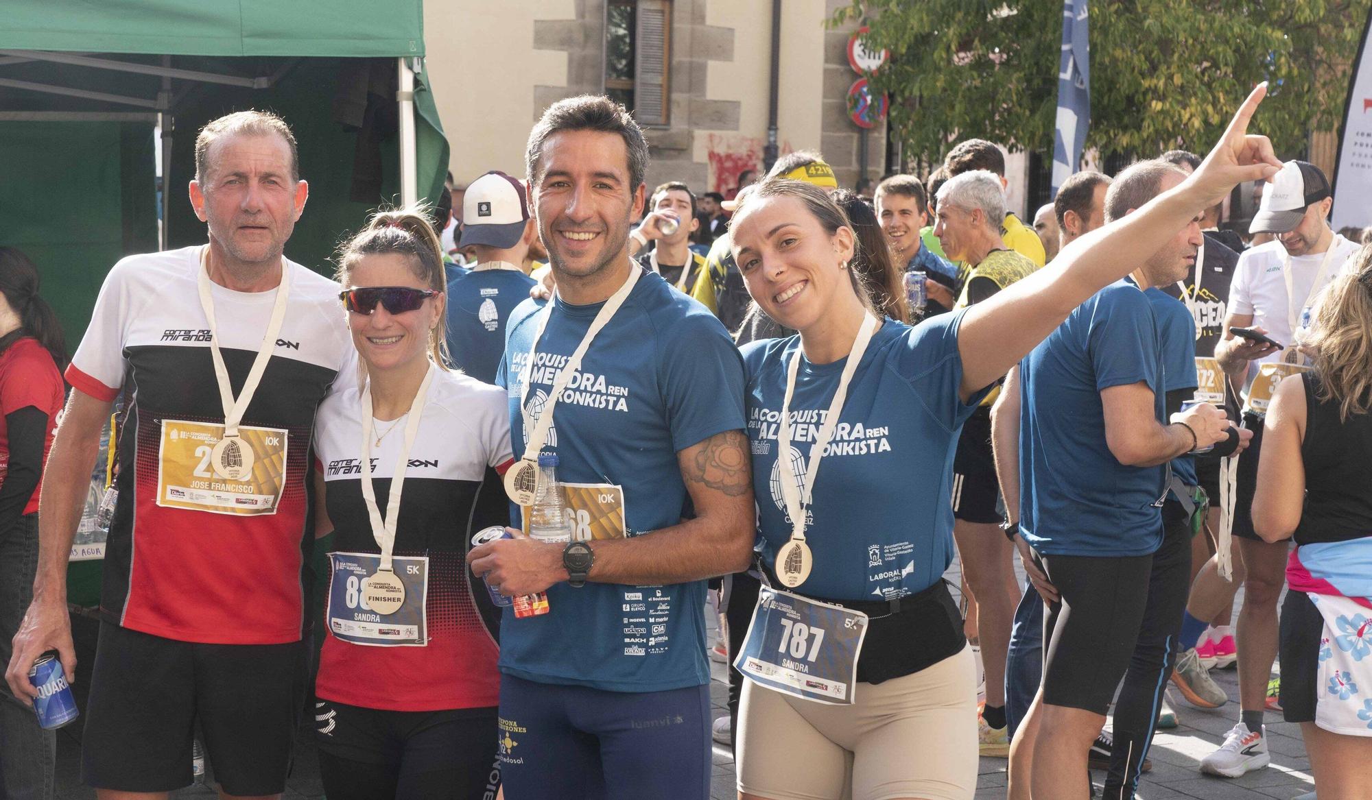 En imágenes: Buen tiempo y buen ambiente en la Conquista de la Almendra (¡Búscate en las fotos!)