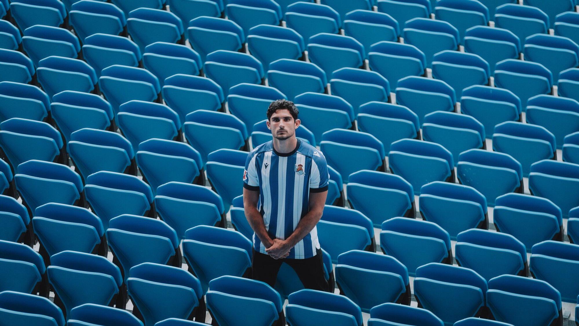 Guedes ya es jugador de la Real
