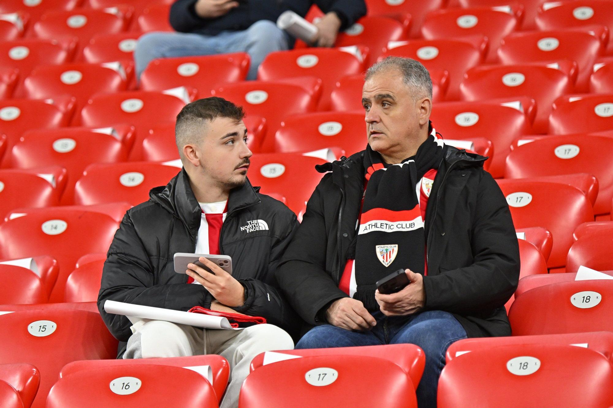 En imágenes: ¿Has estado en San Mamés viendo el Athletic-Real Oviedo? Búscate en nuestra galería de fotos