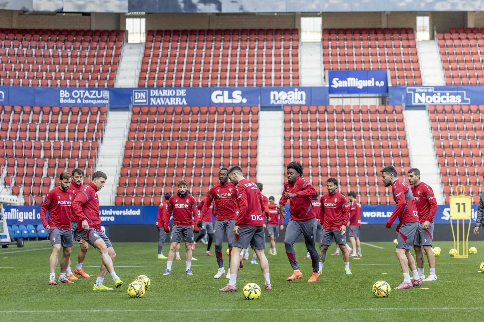 Osasuna prepara en El Sadar el partido del sábado ante el Barça
