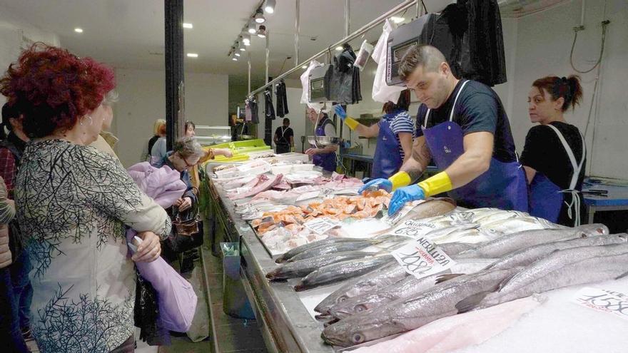 La OCU advierte de un sobrecoste del 30 % en el pescado fresco, envasado y fileteado