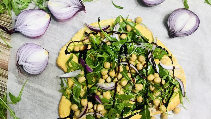Receta de verano: pizza de garbanzos, una opción sin gluten