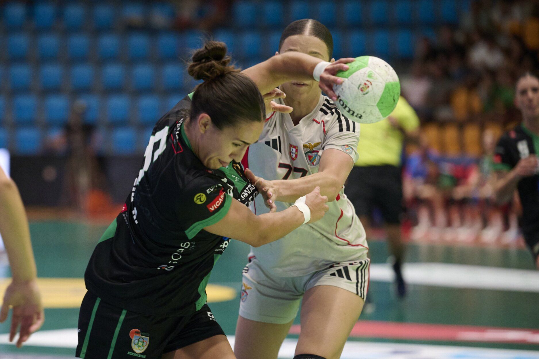 Fotos de las semifinales de la Supercopa Ibérica de balonmano en Anaitasuna