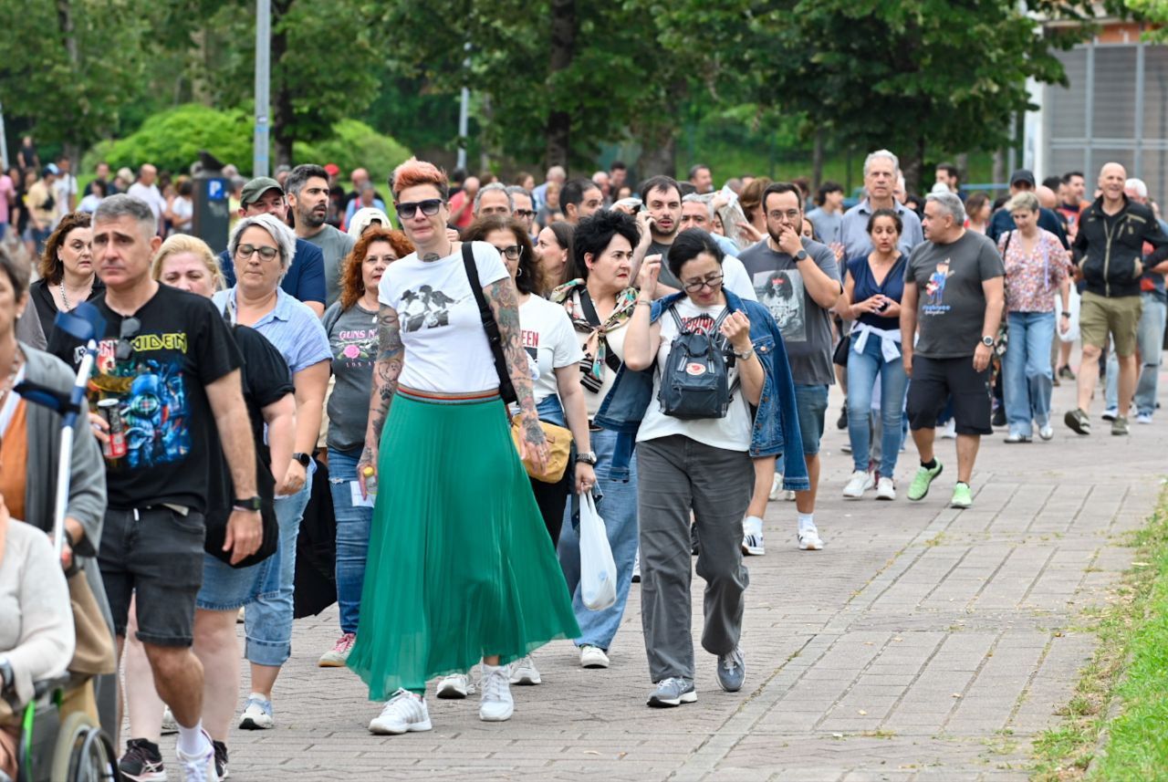 Ambiente previo al concierto de Bruce Springsteen en Anoeta