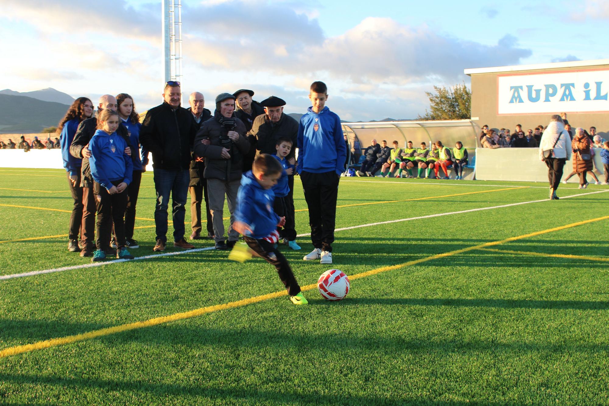 Inauguración del nuevo campo del Lardín