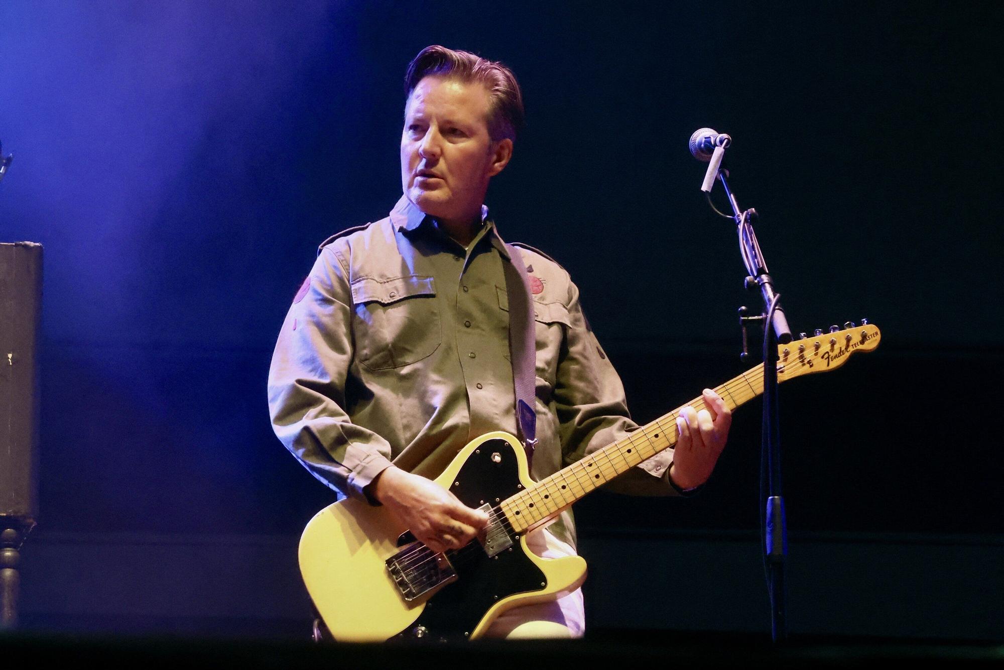 En imágenes: así están siendo los conciertos de este sábado del Azkena Rock Festival