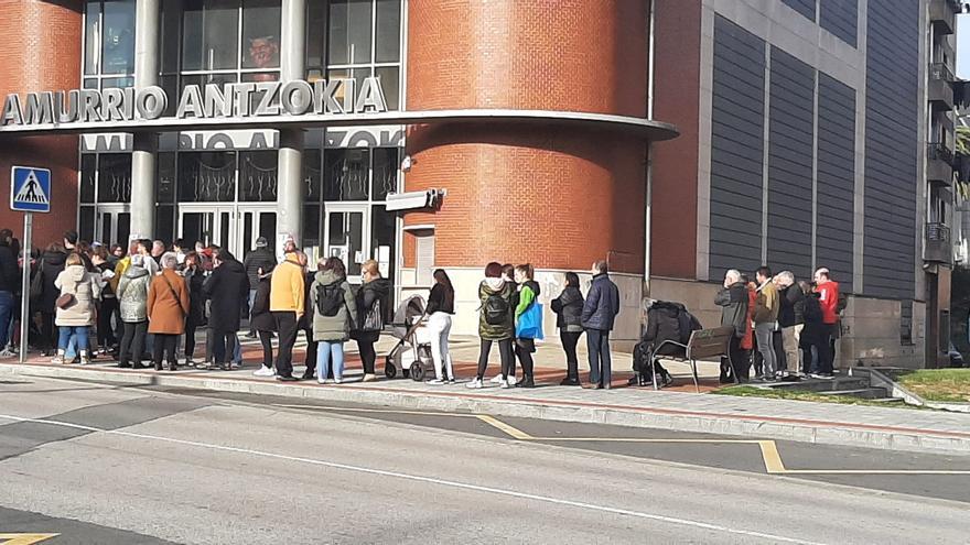 Amurrio Antzokia programa una cuarta sesión de 'La bola negra' ante la gran acogida