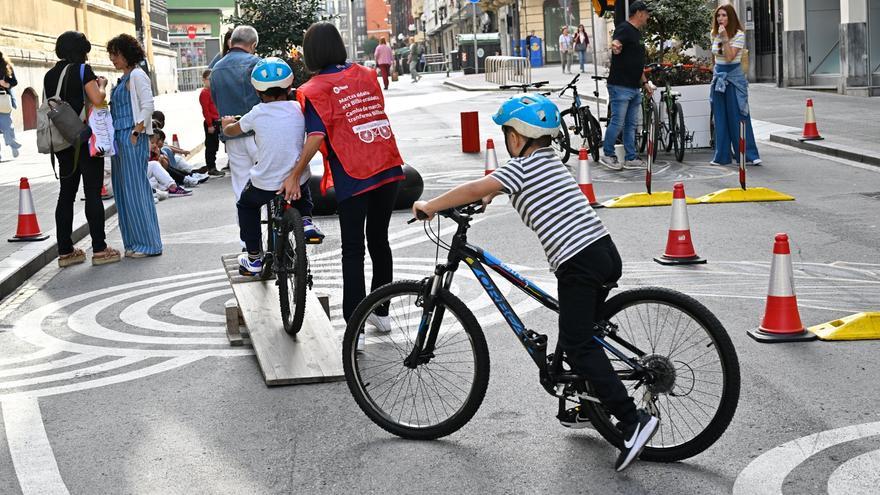 Más de 700 alumnos participarán en la formación ciclista de Bilbao