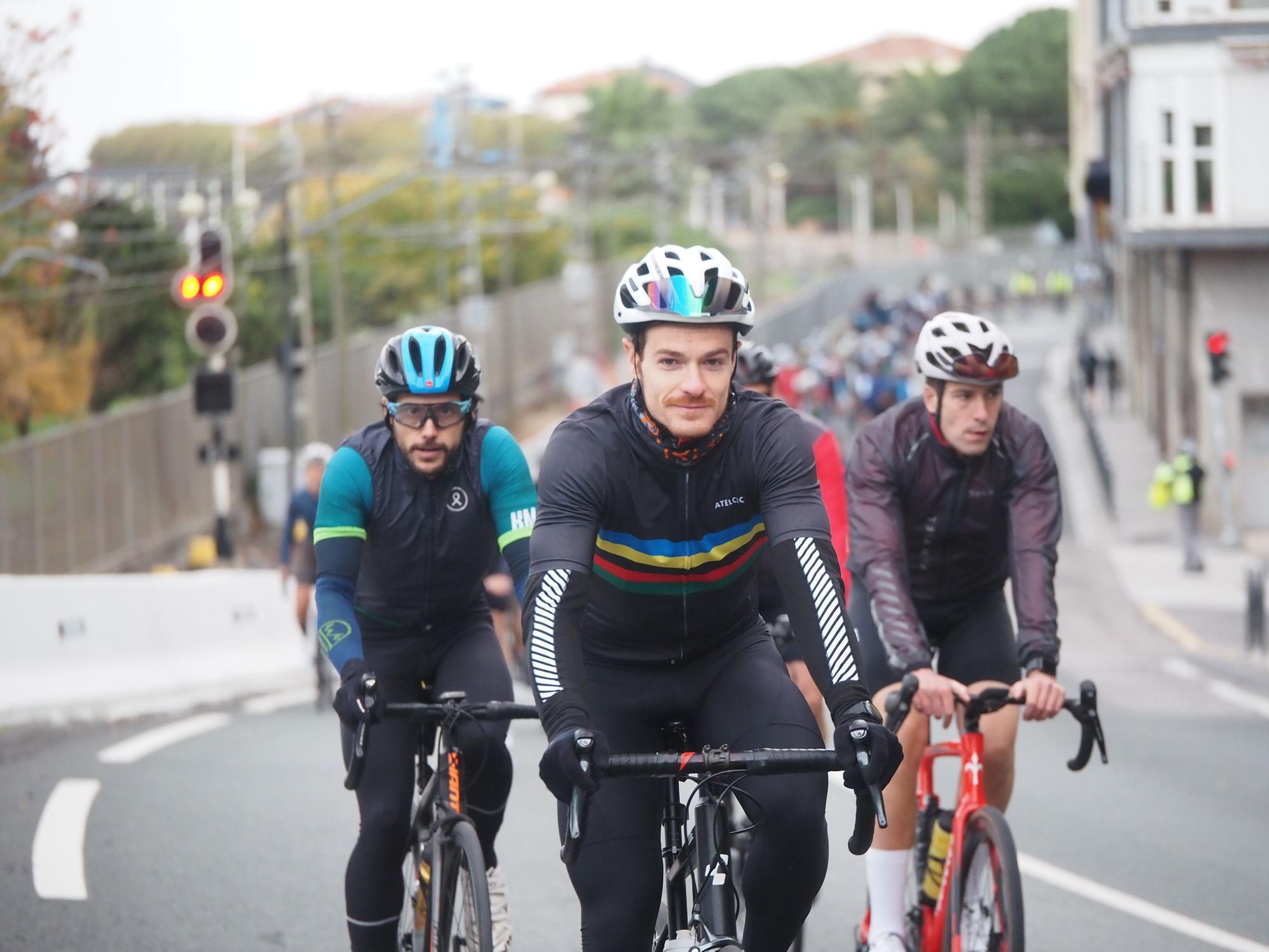 Fiesta ciclista en Deba