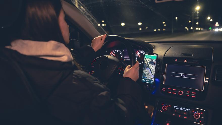 Seguridad al volante: cómo conducir de noche y evitar riesgos