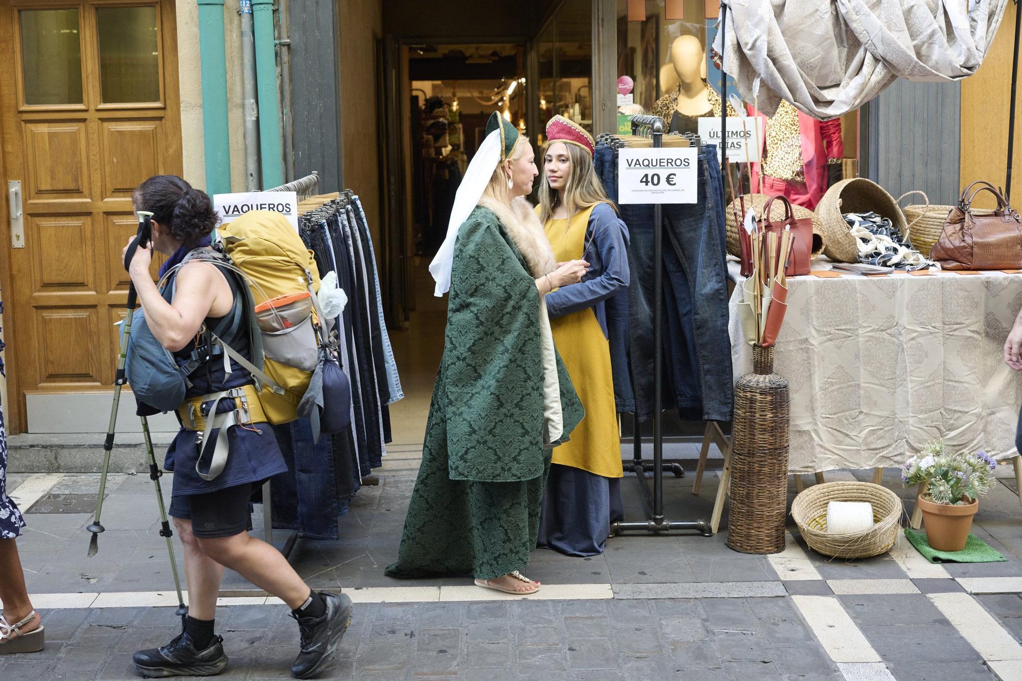 Privilegio de la Unión: comercios del Casco Viejo de Pamplona se visten de medieval