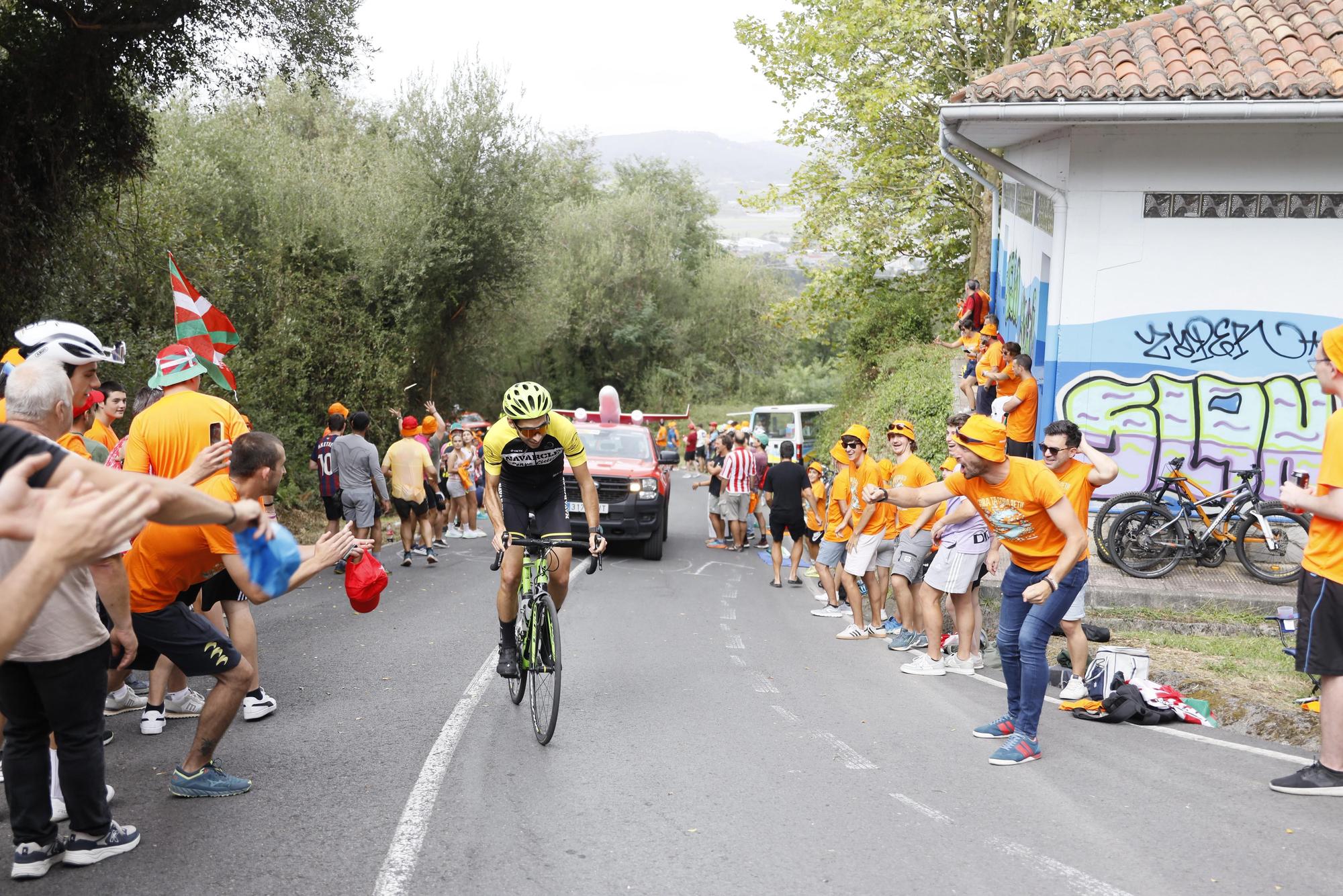 La Vuelta en Bizkaia: los aficionados toman Pike Bidea
