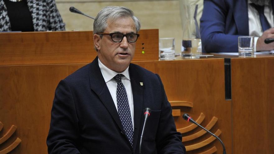 Dimite el consejero de Gestión Forestal de Extremadura tras ser acusado de falsear su currículum