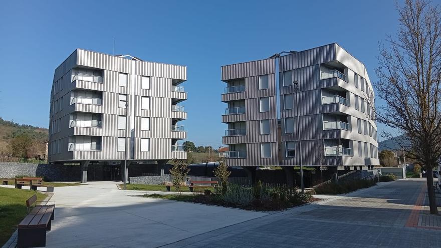 Amurrio trabaja para edificar 40 VPO en propiedad y ha dado licencia para 72 libres