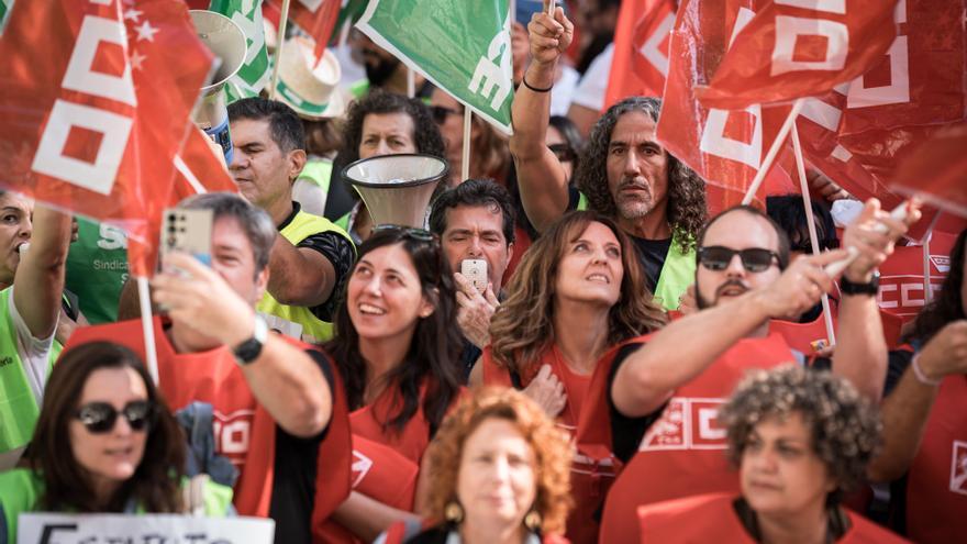 Sindicatos inician el 30 de octubre movilizaciones por los salarios de funcionarios y amenazan con huelga